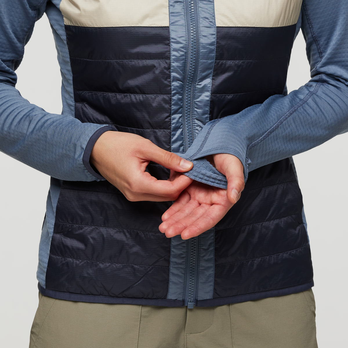 Capa Hybrid Insulated Hooded Jacket - Women's - Image 17