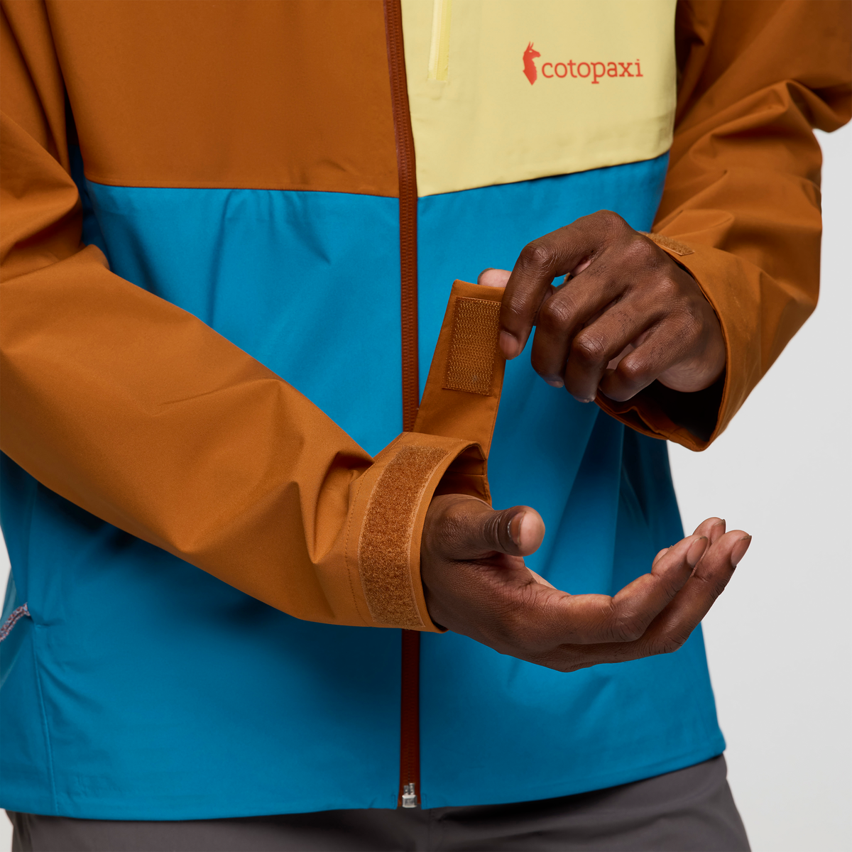 Impermeo 3L Hooded Shell Jacket - Men's - Image 8